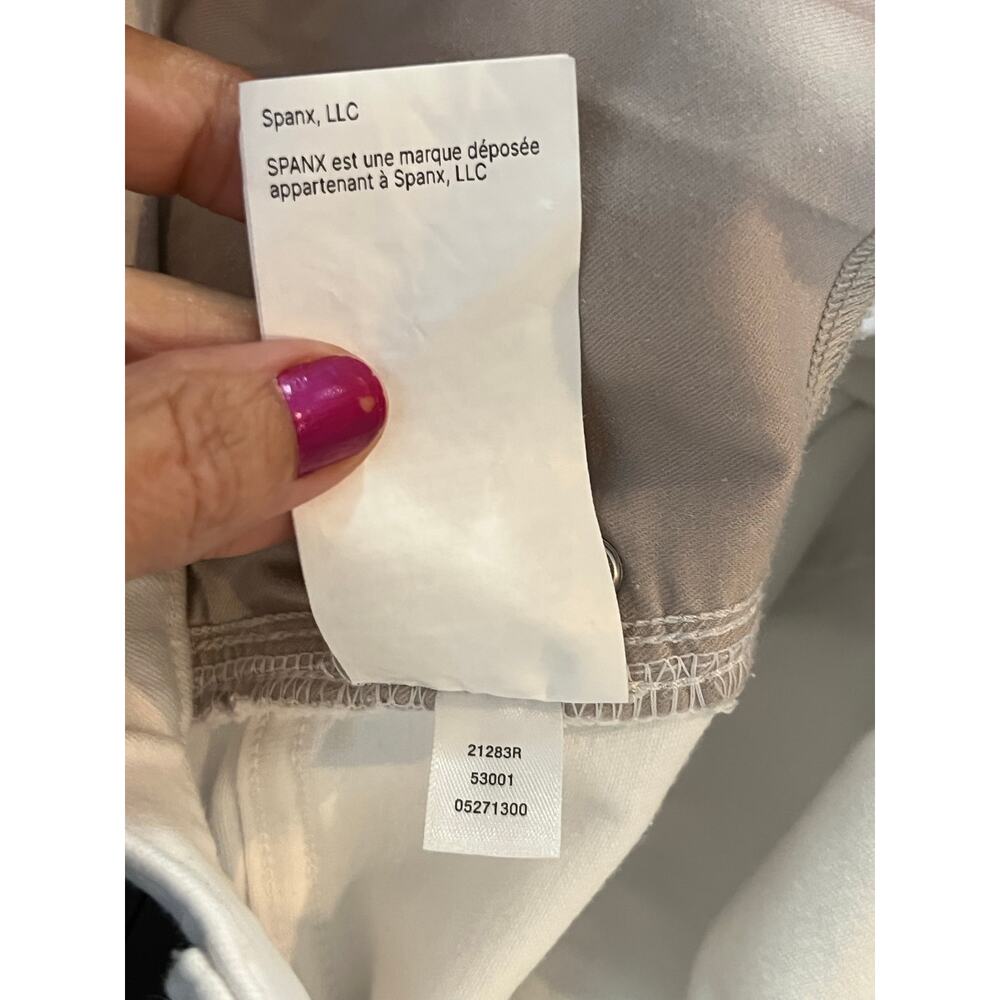 SPANX shape Every Wear Cropped Wide Leg Pull-On Jeans White Large Stretch Denim - Picture 7 of 7